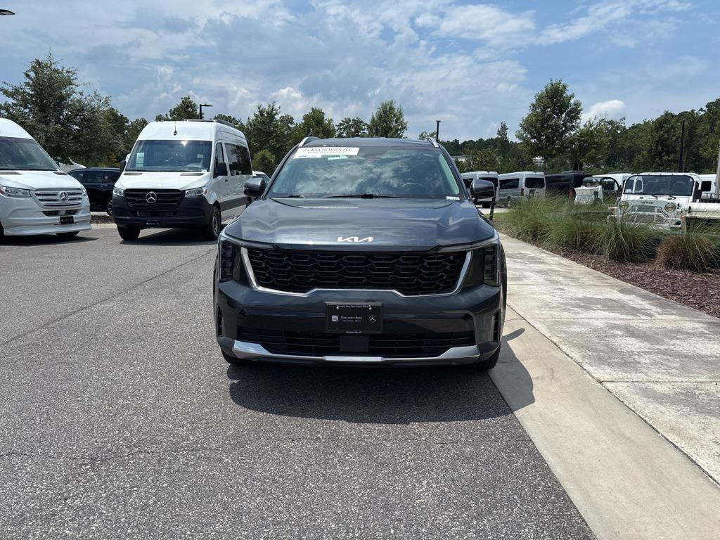used 2024 Kia Sorento car, priced at $29,989