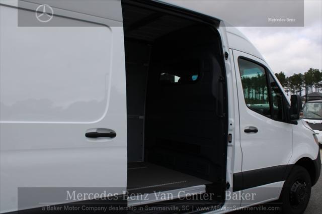 new 2024 Mercedes-Benz Sprinter 4500 car, priced at $82,565