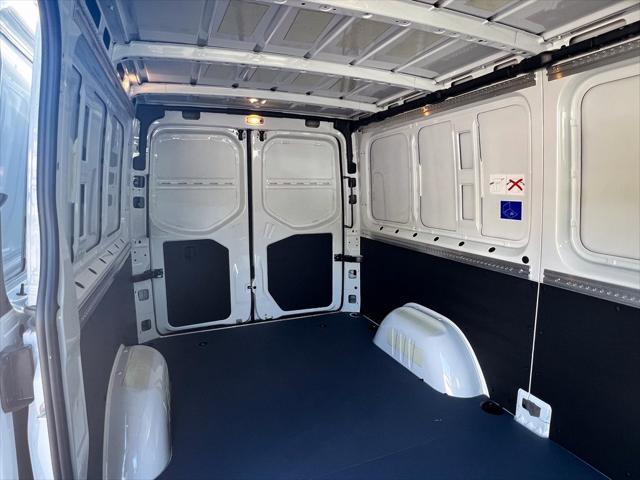 new 2025 Mercedes-Benz Sprinter 2500 car, priced at $60,186