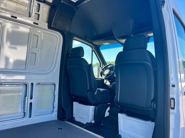 new 2025 Mercedes-Benz Sprinter 2500 car, priced at $58,812