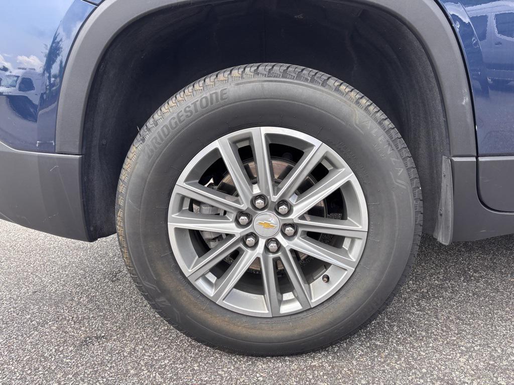 used 2023 Chevrolet Traverse car, priced at $27,989