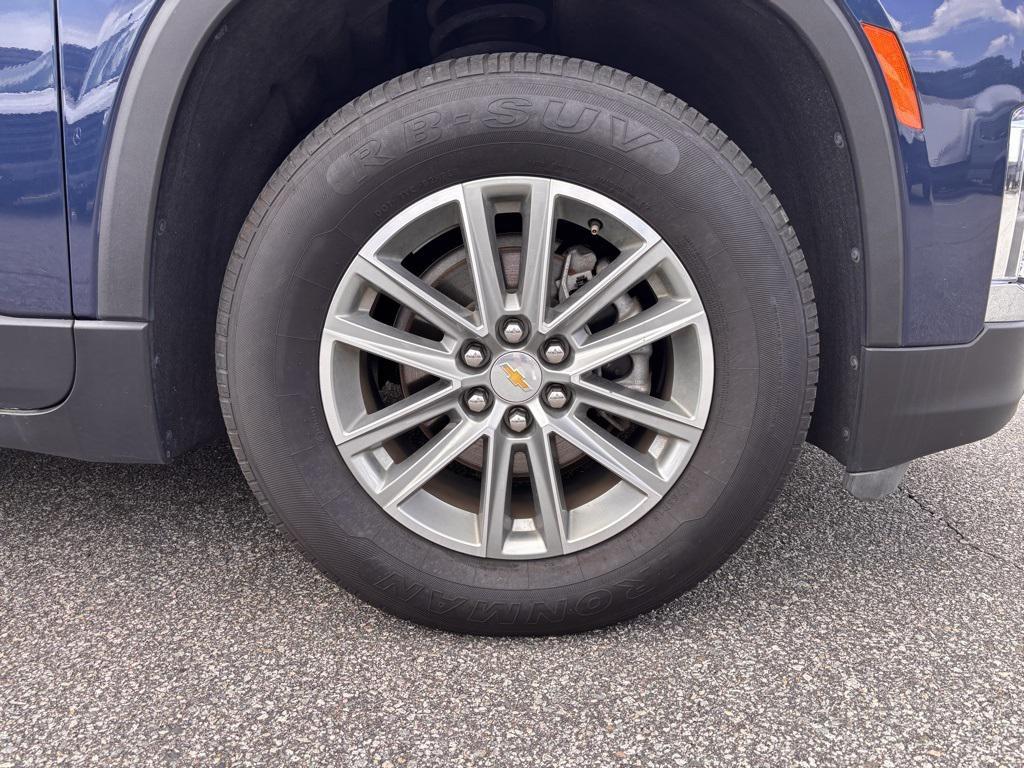 used 2023 Chevrolet Traverse car, priced at $27,989