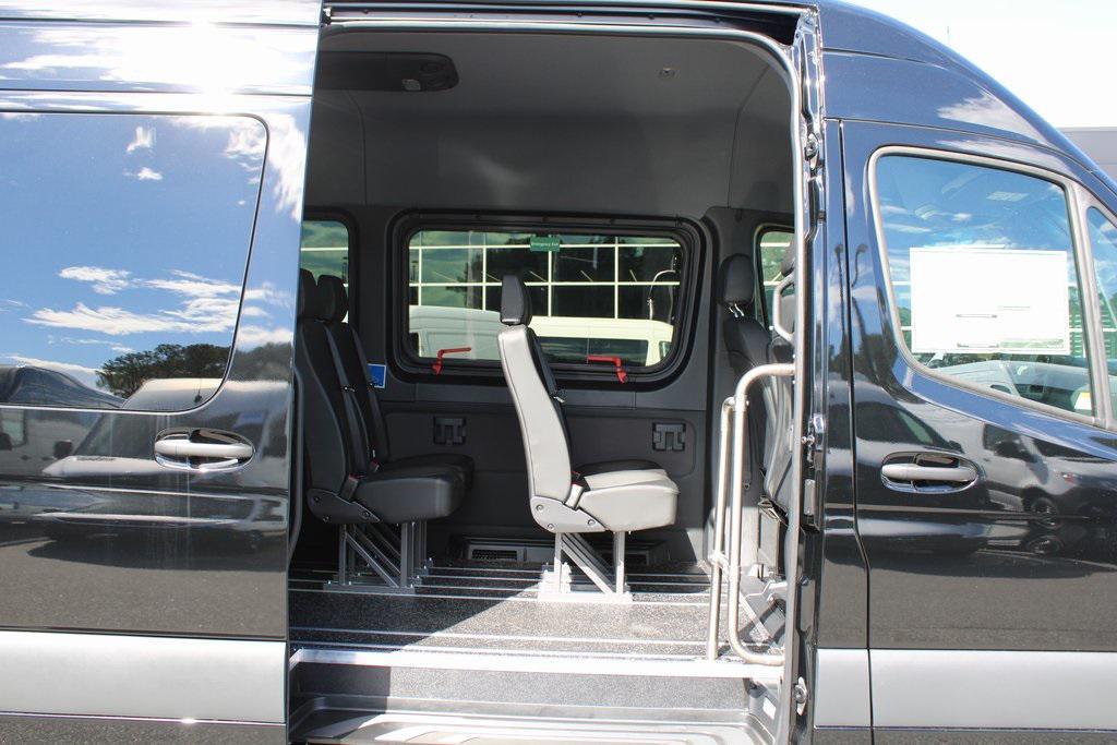 new 2024 Mercedes-Benz Sprinter 3500 car, priced at $90,711