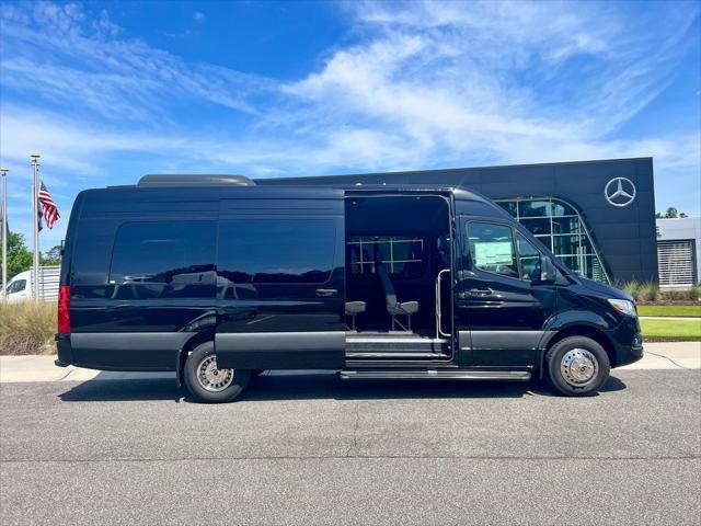 new 2024 Mercedes-Benz Sprinter 3500 car, priced at $122,717