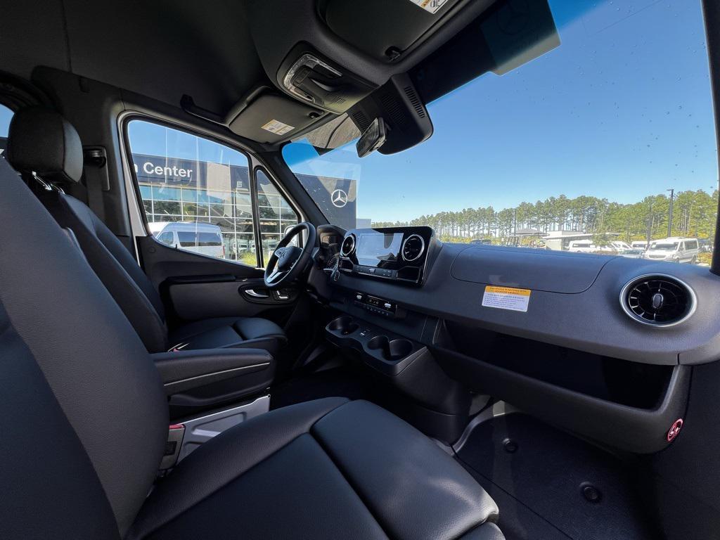 new 2024 Mercedes-Benz Sprinter 2500 car, priced at $90,992