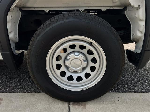 used 2023 GMC Sierra 1500 car, priced at $36,259