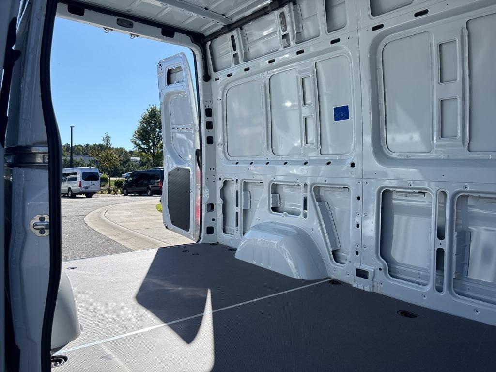 new 2025 Mercedes-Benz Sprinter 2500 car, priced at $62,034