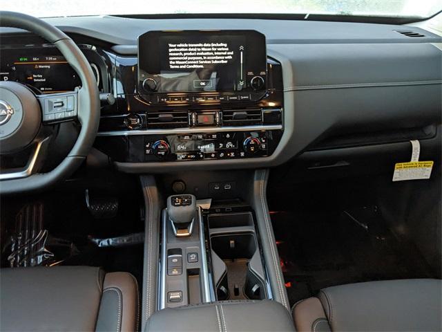 new 2025 Nissan Pathfinder car, priced at $42,259