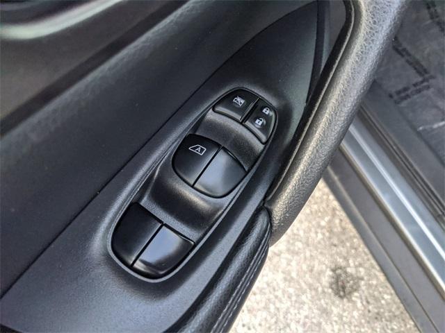 used 2015 Nissan Rogue car, priced at $10,377