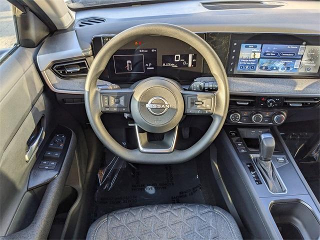 new 2025 Nissan Kicks car, priced at $25,031