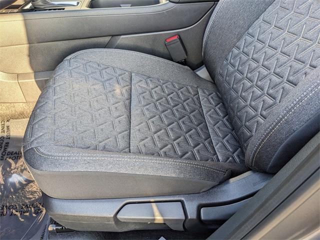 new 2025 Nissan Kicks car, priced at $25,031