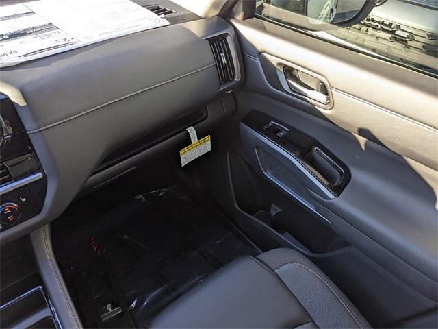 new 2025 Nissan Pathfinder car, priced at $34,587