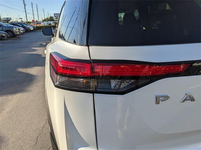 new 2025 Nissan Pathfinder car, priced at $34,587