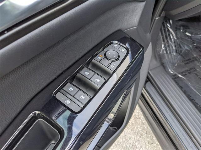 used 2022 Nissan Pathfinder car, priced at $30,000