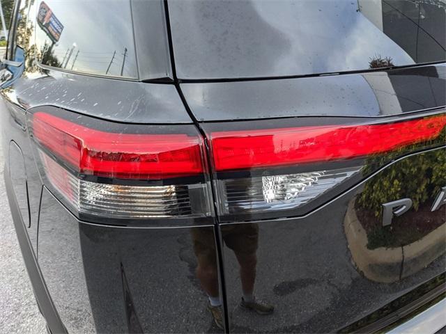 new 2025 Nissan Pathfinder car, priced at $36,026