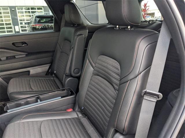 new 2025 Nissan Pathfinder car, priced at $36,026