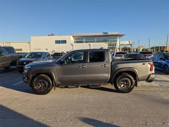 new 2025 Nissan Frontier car