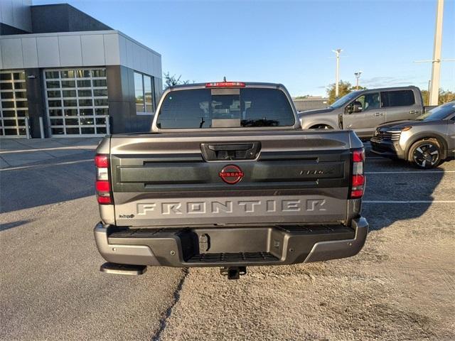 new 2025 Nissan Frontier car