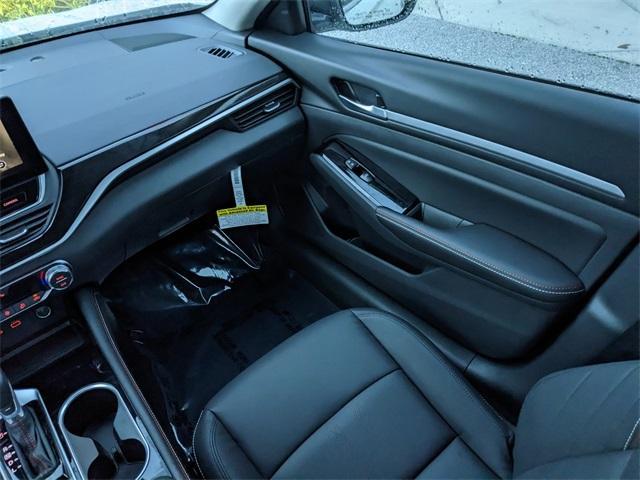 new 2025 Nissan Altima car, priced at $31,331