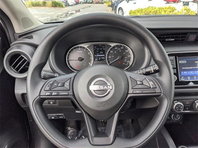 new 2025 Nissan Kicks Play car, priced at $22,810
