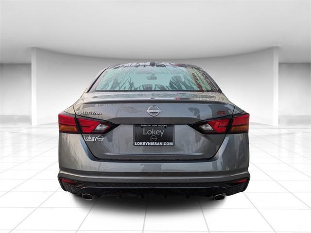 new 2025 Nissan Altima car, priced at $30,967