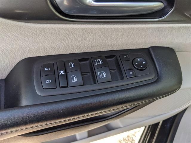 used 2023 Chrysler Pacifica car, priced at $23,577