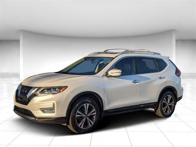 used 2017 Nissan Rogue car, priced at $15,877