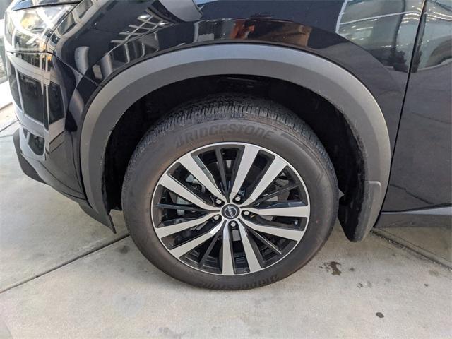 new 2025 Nissan Pathfinder car, priced at $41,350