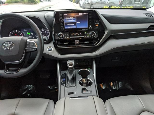 used 2021 Toyota Highlander car, priced at $25,277