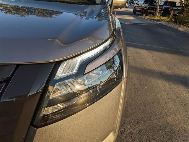 new 2025 Nissan Pathfinder car, priced at $35,185