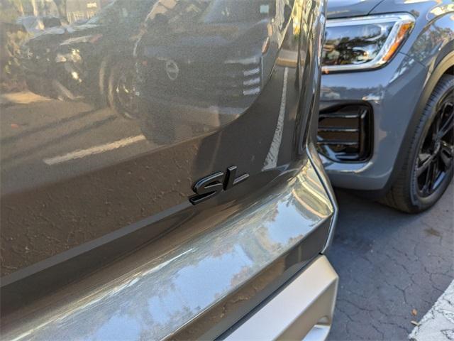 new 2025 Nissan Pathfinder car, priced at $35,185