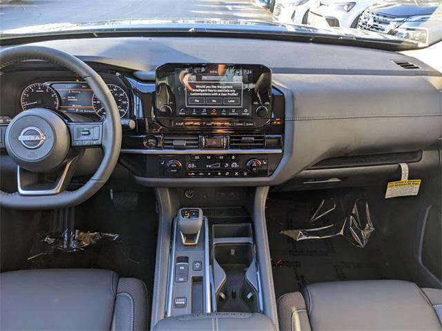 new 2025 Nissan Pathfinder car, priced at $35,185