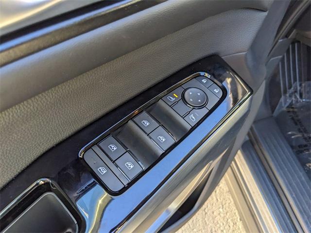 new 2025 Nissan Pathfinder car, priced at $35,185