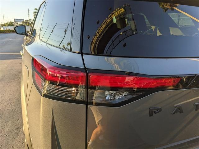 new 2025 Nissan Pathfinder car, priced at $35,185