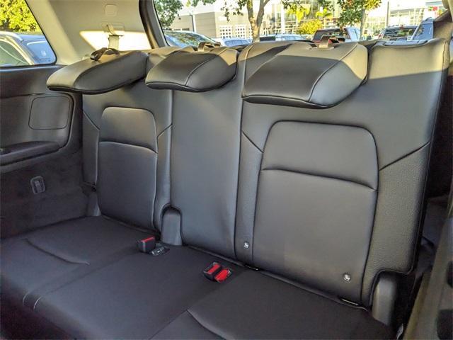 new 2025 Nissan Pathfinder car, priced at $35,185