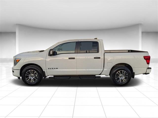 new 2024 Nissan Titan car, priced at $39,826