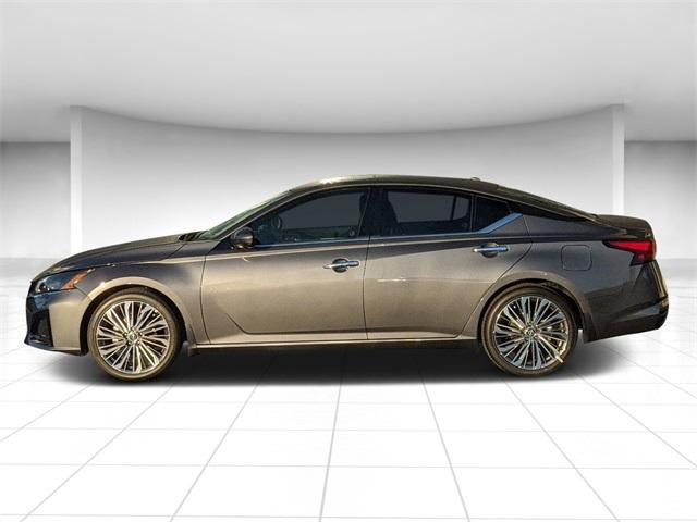 new 2025 Nissan Altima car, priced at $32,685