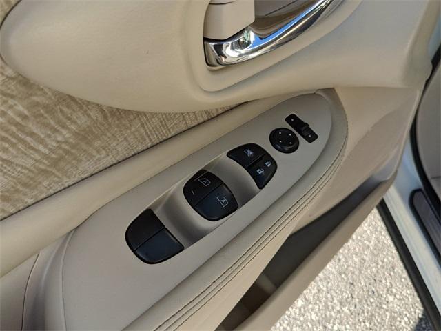 used 2019 Nissan Murano car, priced at $15,000