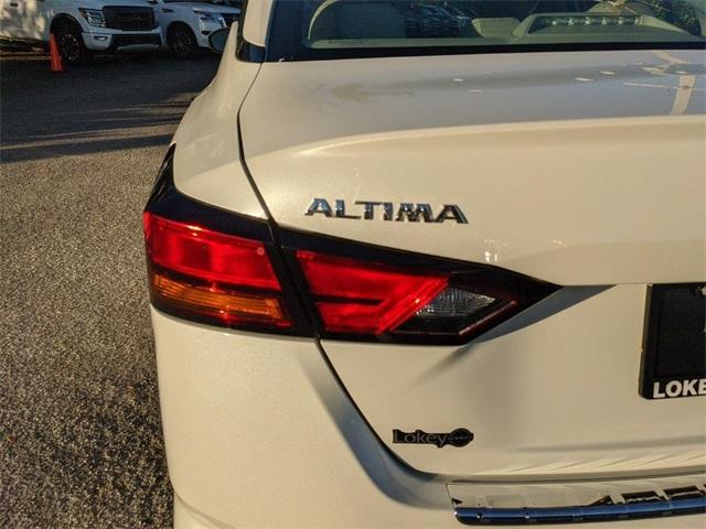 used 2022 Nissan Altima car, priced at $22,000