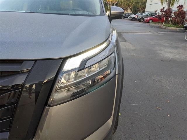 new 2025 Nissan Pathfinder car, priced at $34,494