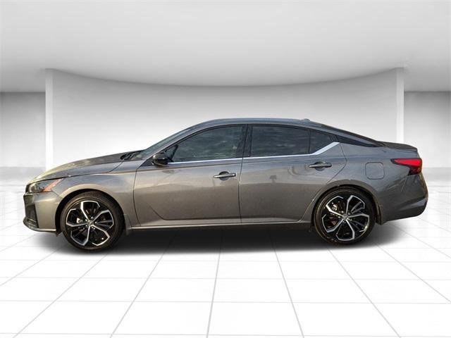 new 2025 Nissan Altima car, priced at $28,495