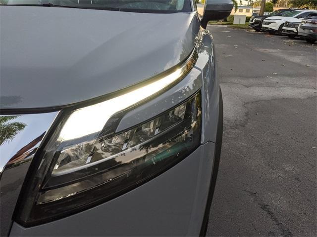 new 2025 Nissan Pathfinder car, priced at $45,936