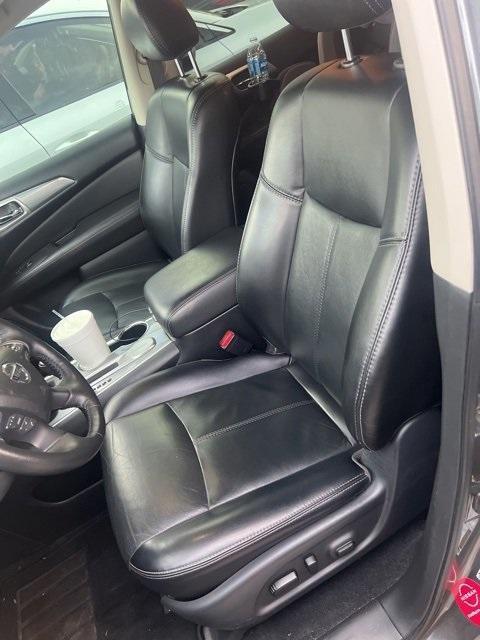 used 2020 Nissan Pathfinder car, priced at $17,277