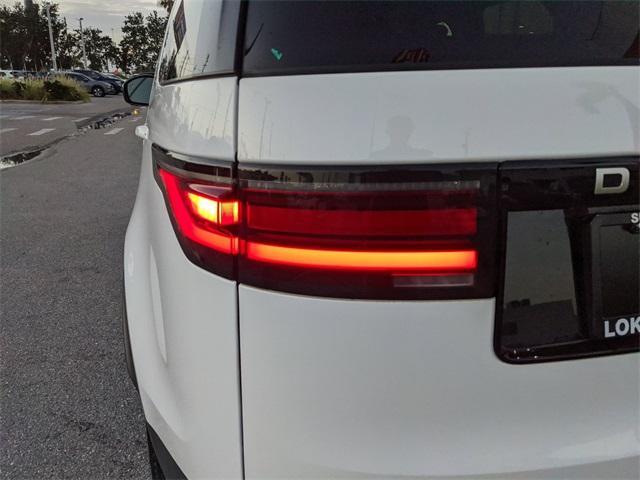 used 2024 Land Rover Discovery car, priced at $36,477