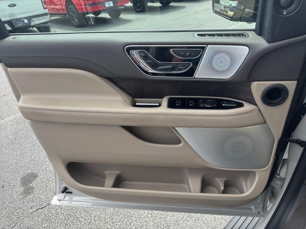 used 2022 Lincoln Navigator L car, priced at $62,497