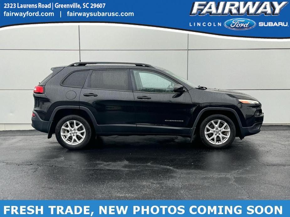 used 2016 Jeep Cherokee car, priced at $10,797