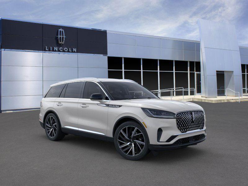 new 2025 Lincoln Aviator car, priced at $81,525