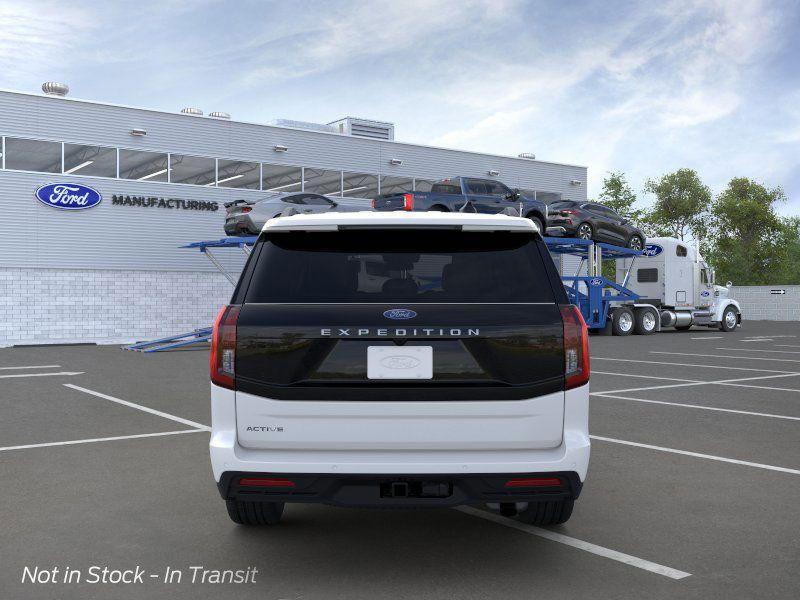 new 2025 Ford Expedition car, priced at $68,210