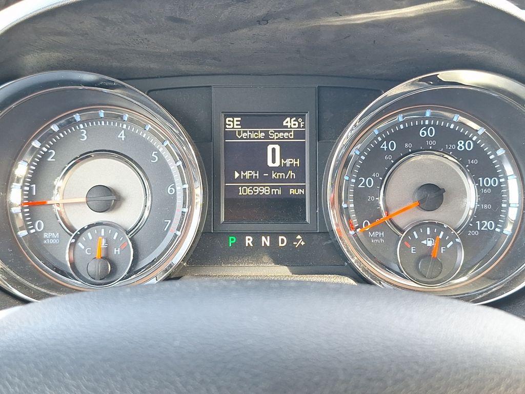 used 2016 Chrysler Town & Country car