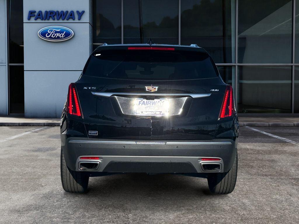 used 2021 Cadillac XT5 car, priced at $29,797